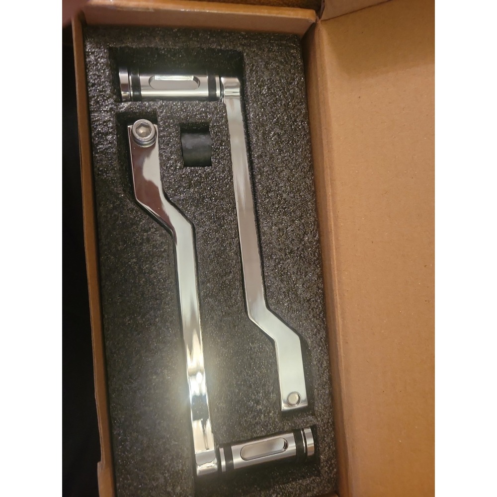Heel Toe Shift Levers/Shifter Pegs for Harley Touring 1988-2024 Models, Chrome